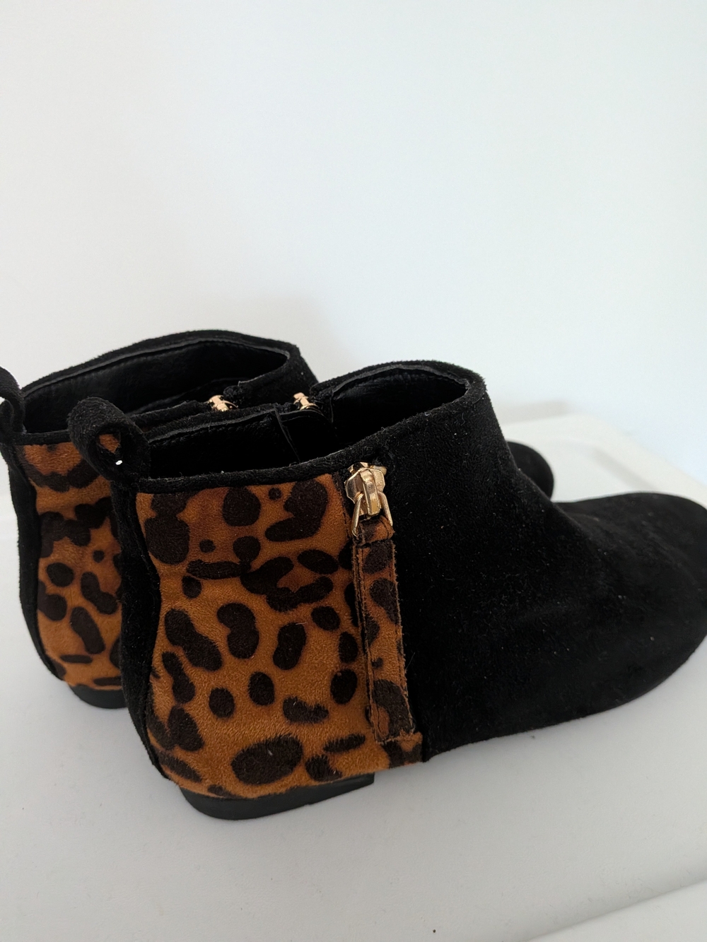 MaxMuxun Suede Ankle Booties